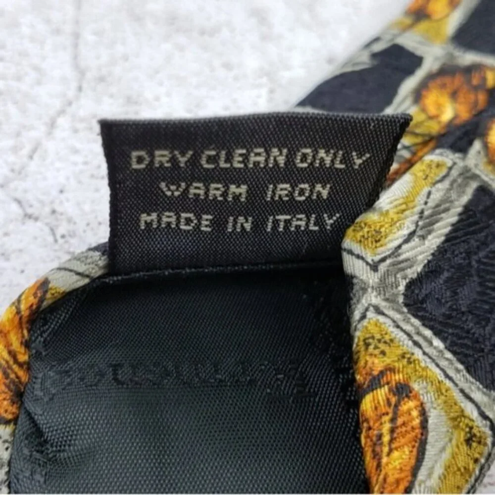 Ermenegildo Zegna 100% Silk Men's Tie Italy Tulip Novelty Print